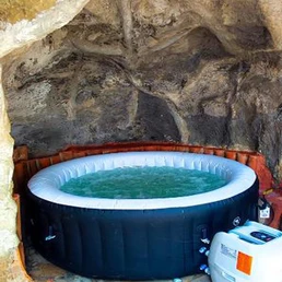 BioDomo con jacuzzi en Pacho Cundinamarca